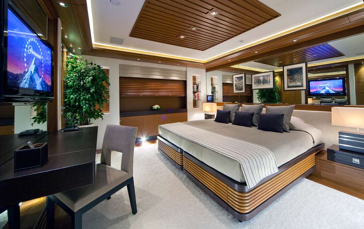 Mary Jean II master suite